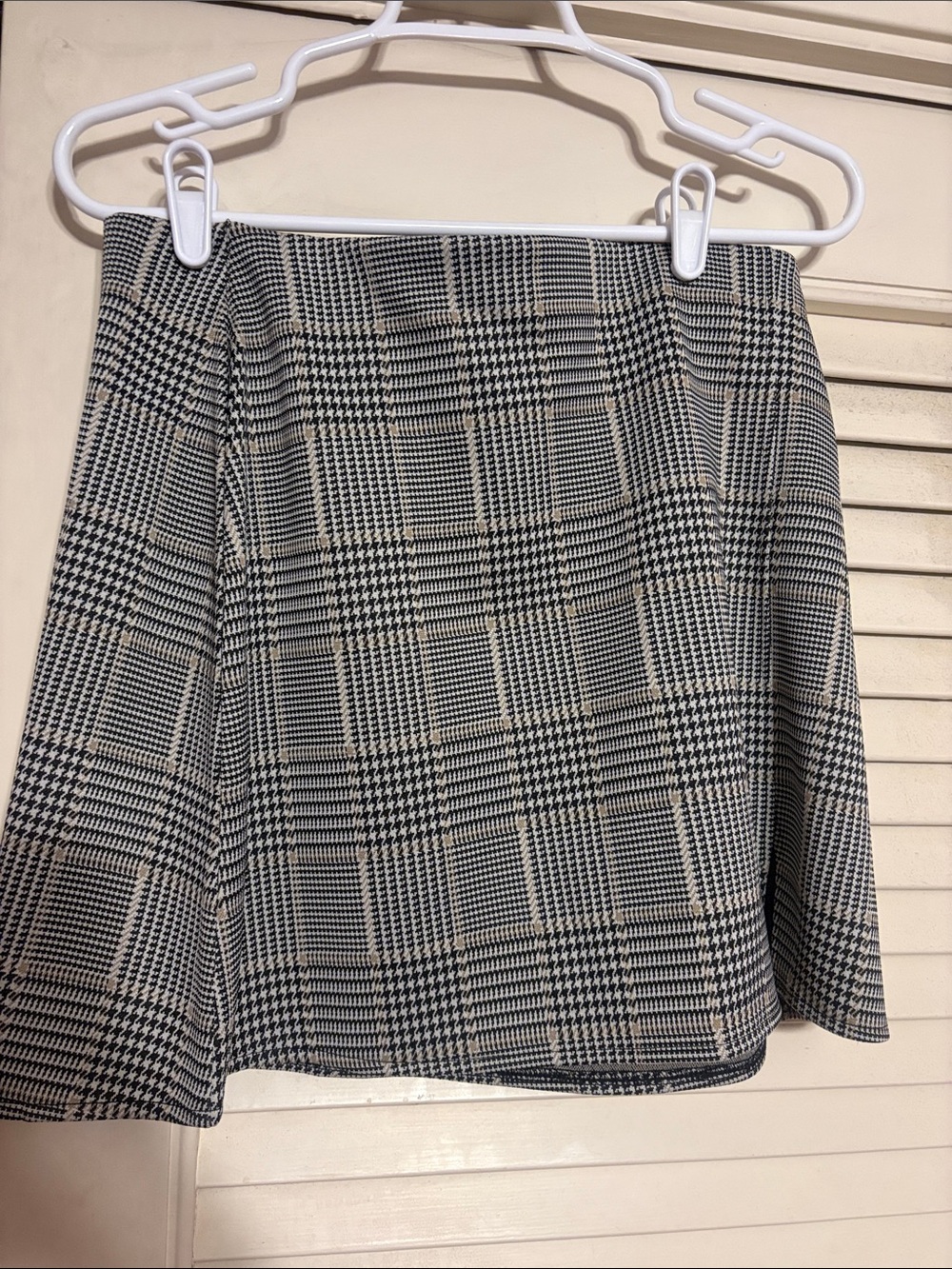 H&M Classic Black and White and tan Plaid A-Line Skirt